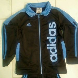 Boys Adidas Sweatsuit, size 6